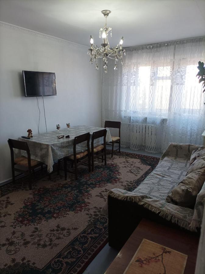 Аппартаментов В Золотом Квадрате Bishkek Exterior foto